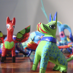 Cajita "Atotonilco" con mini alebrije, dulces mexicanos y algo más  para regalos - Ambiente Mexicano